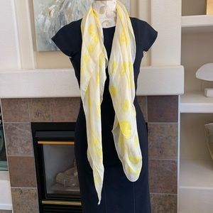 Alexander McQueen skull scarf